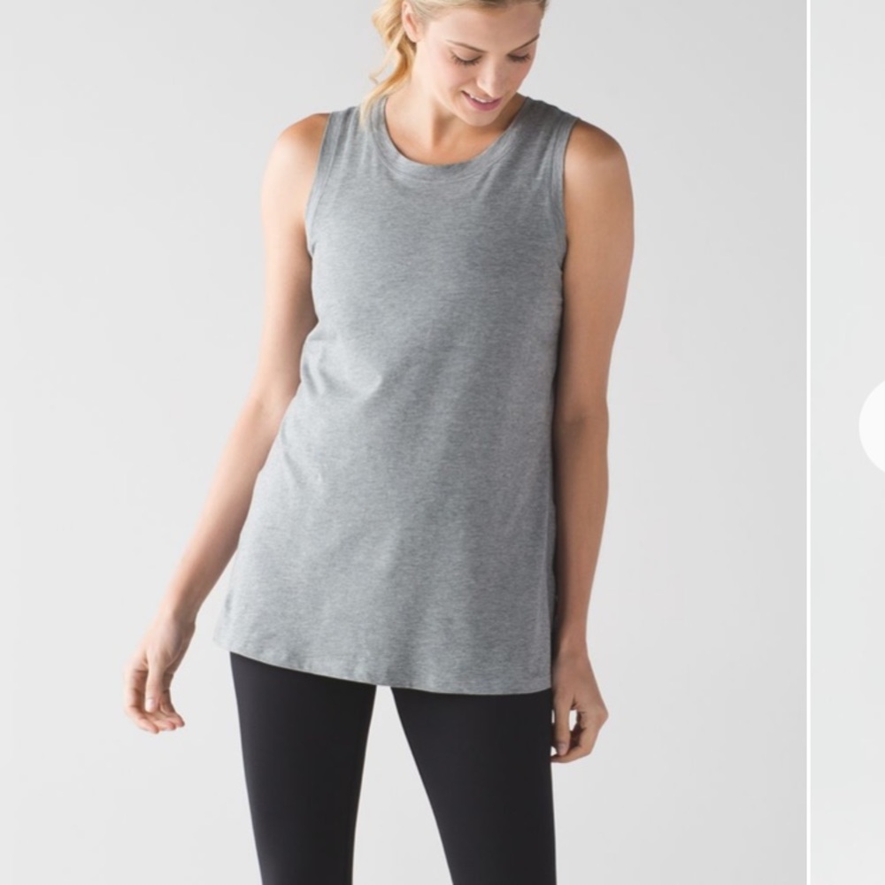Lululemon Muscle Swing Tank